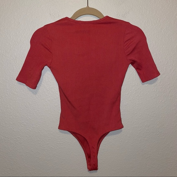 Lulu’s Ribbed Bodysuit - Picture 3 of 7
